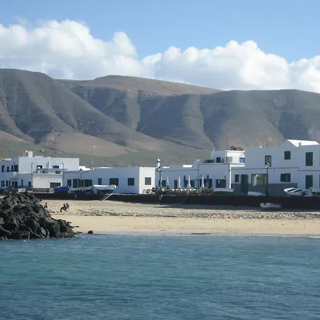 Διαμέρισμα Absolute Beachfront Iii Famara